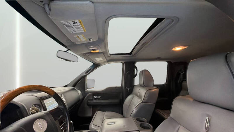 2008 Lincoln Mark LT