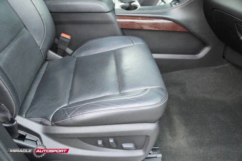 2017 GMC Yukon XL SLT