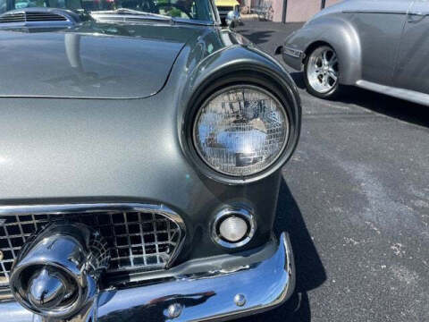 1956 Ford Thunderbird