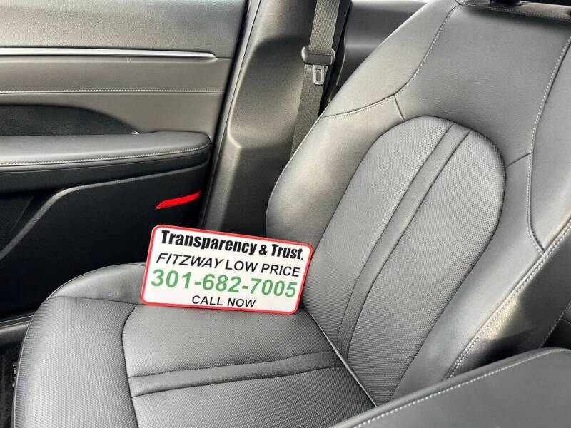 2023 Hyundai Sonata Hybrid Limited