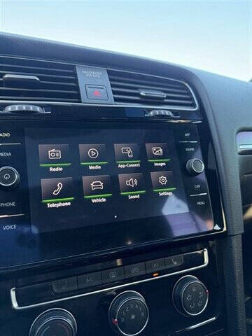 2019 Volkswagen Golf GTI S