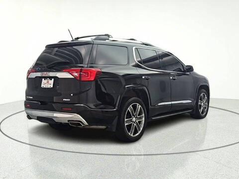 2017 GMC Acadia Denali