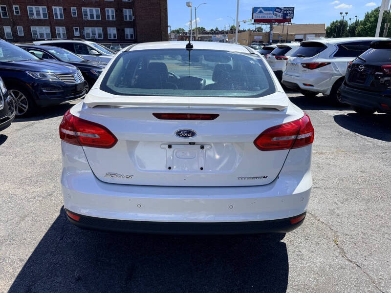 2017 Ford Focus Titanium
