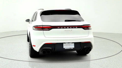 2023 Porsche Macan S