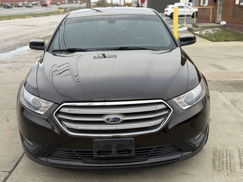 2013 Ford Taurus SEL