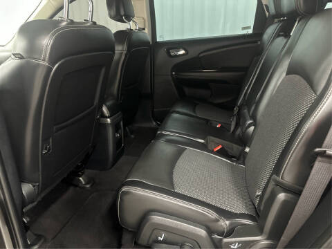 2020 Dodge Journey Crossroad