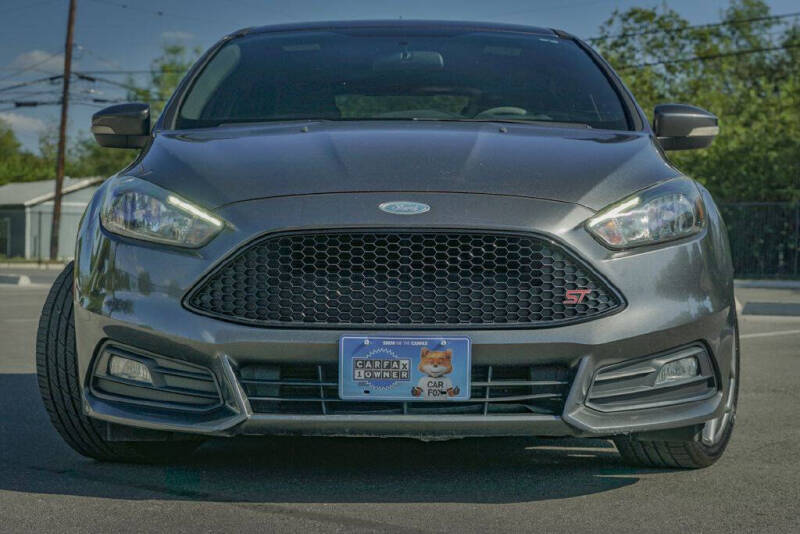 2017 Ford Focus ST