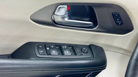 2021 Chrysler Pacifica Touring L