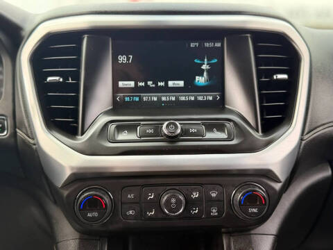 2017 GMC Acadia SLE-2