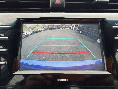 2020 Toyota Camry SE