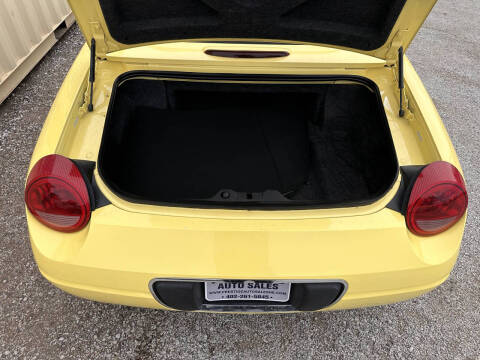 2002 Ford Thunderbird Deluxe