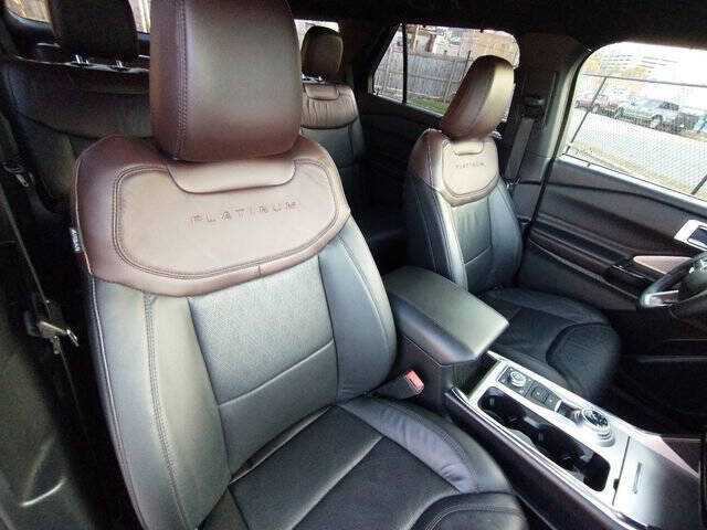 2021 Ford Explorer Platinum