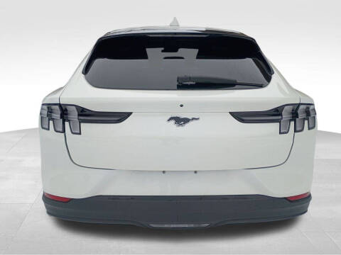 2021 Ford Mustang Mach-E Select