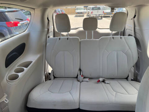 2017 Chrysler Pacifica LX