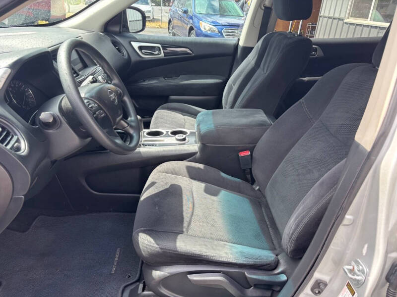 2016 Nissan Pathfinder S