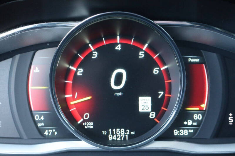 2015 Volvo V60 T5 Platinum