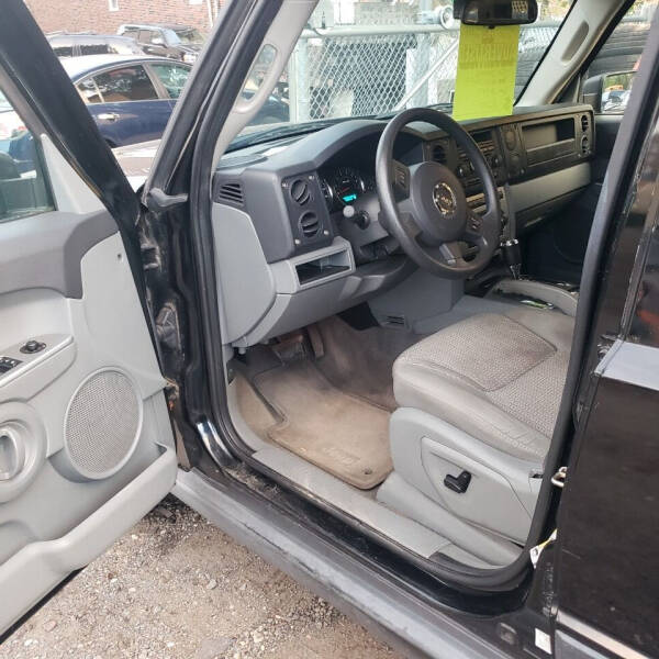 2007 Jeep Commander Sport