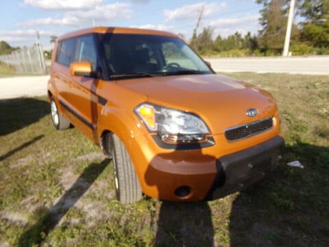 2011 Kia Soul for sale at M & M AUTO BROKERS INC in Okeechobee FL