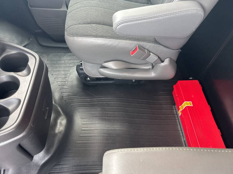 2024 GMC Savana 2500