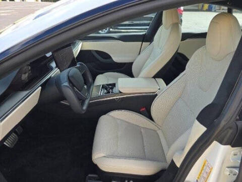 2022 Tesla Model S Plaid