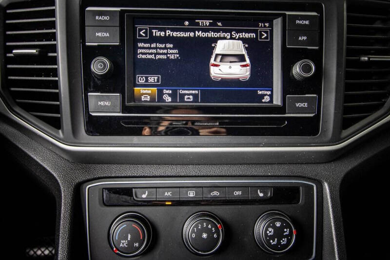 2023 Volkswagen Atlas Cross Sport SE