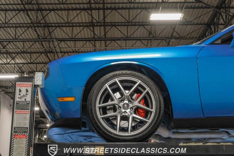 2009 Dodge Challenger SRT8