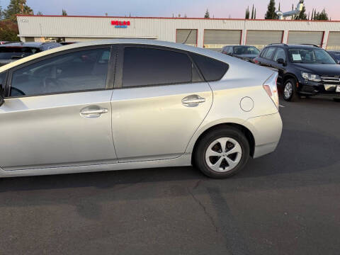 2012 Toyota Prius Two