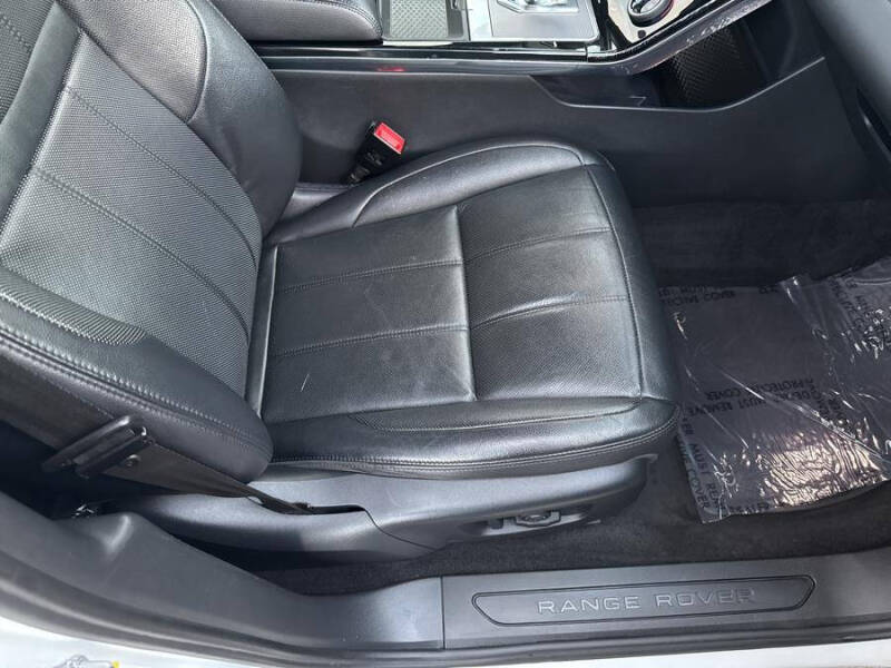 2020 Land Rover Range Rover Evoque SE