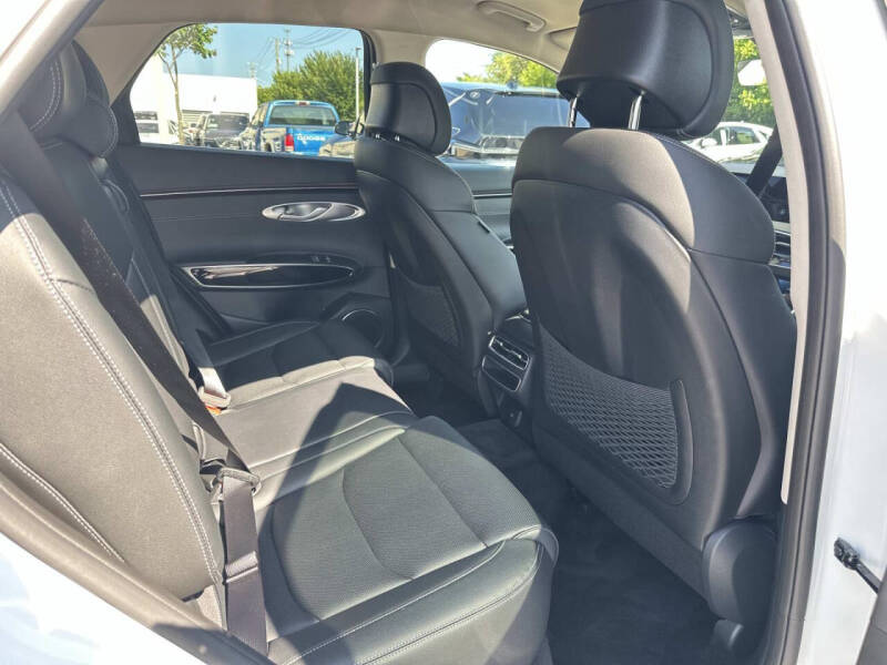 2026 Genesis GV70