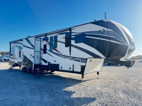 2014 Keystone RV Voltage