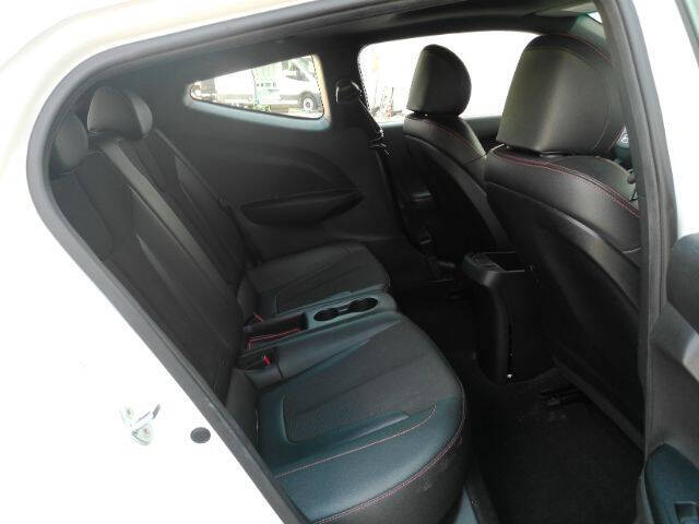 2020 Hyundai Veloster 2.0L Premium