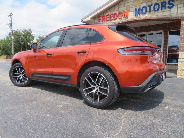 2022 Porsche Macan