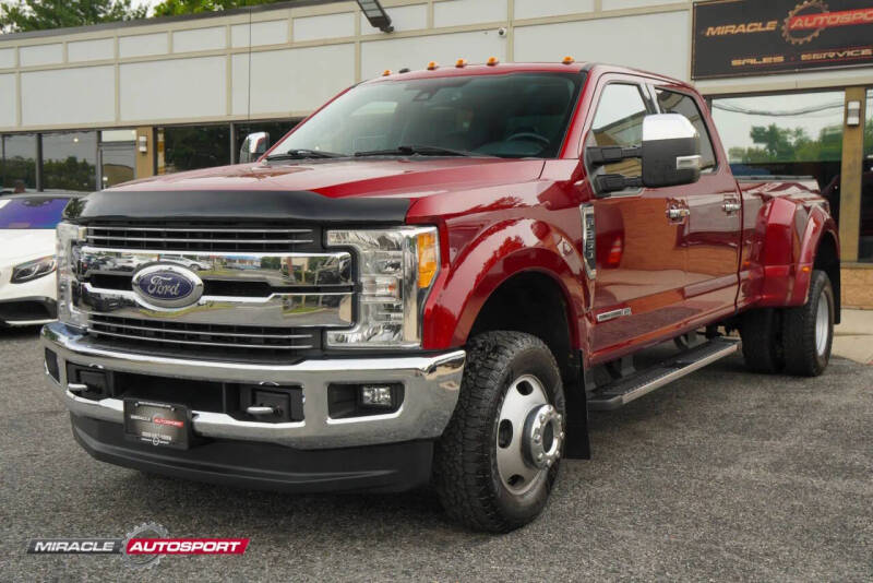 2017 Ford F-350 Super Duty Lariat