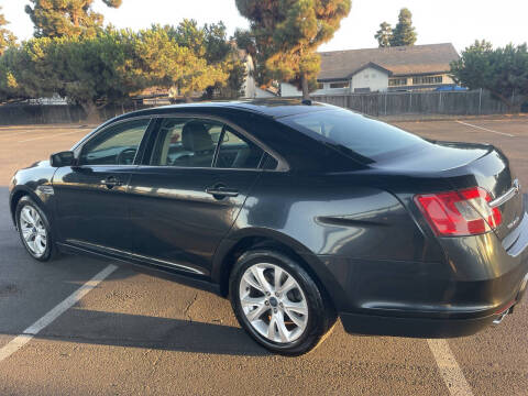 2011 Ford Taurus SEL