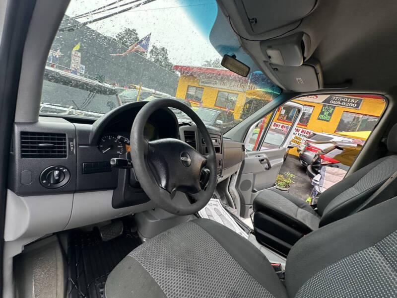2011 Freightliner Sprinter 2500