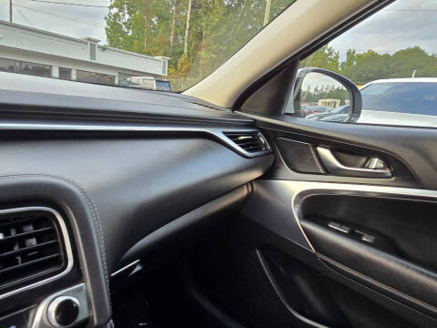 2020 Genesis G70 2.0T