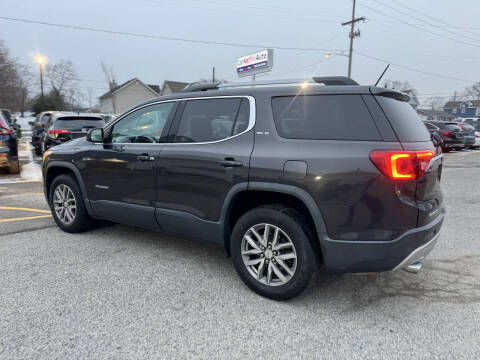 2017 GMC Acadia SLE-2