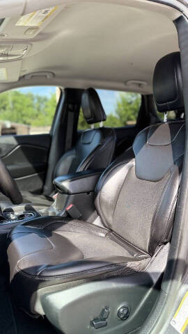 2020 Jeep Cherokee Altitude