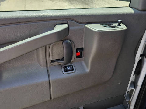 2020 Chevrolet Express 2500