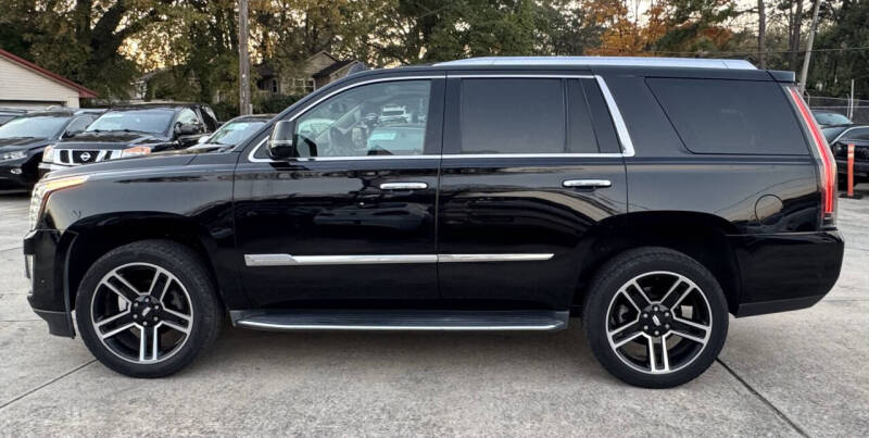 2017 Cadillac Escalade Luxury