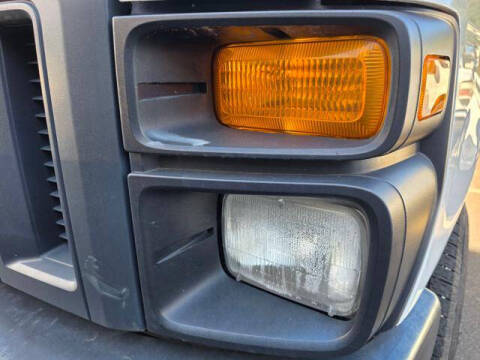 2010 Ford E-Series E-250