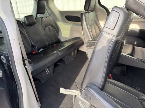 2020 Chrysler Voyager LXi