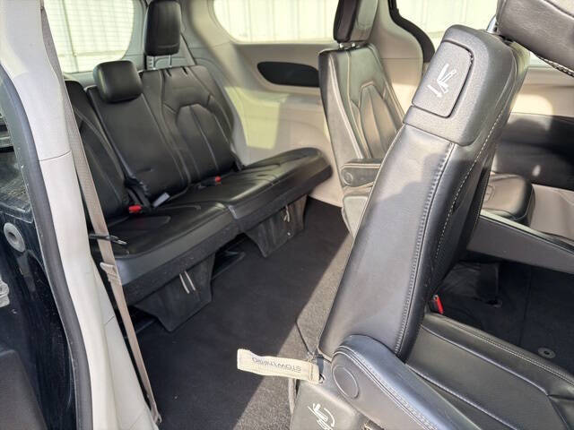 2020 Chrysler Voyager LXi