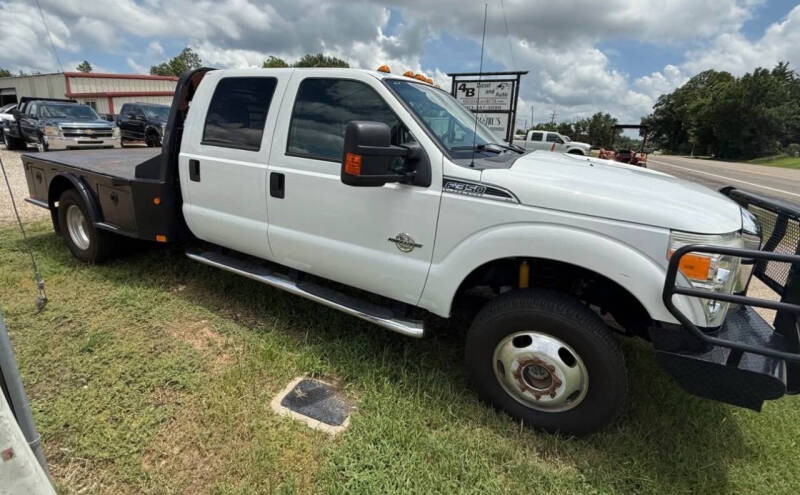 2016 Ford F-350 Super Duty Lariat's photo