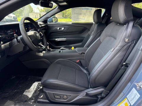 2025 Ford Mustang EcoBoost