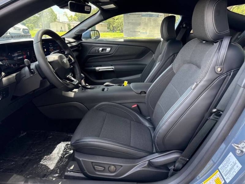 2025 Ford Mustang EcoBoost