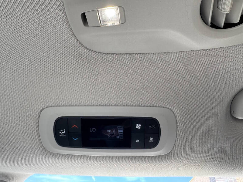 2018 Chrysler Pacifica Hybrid Limited