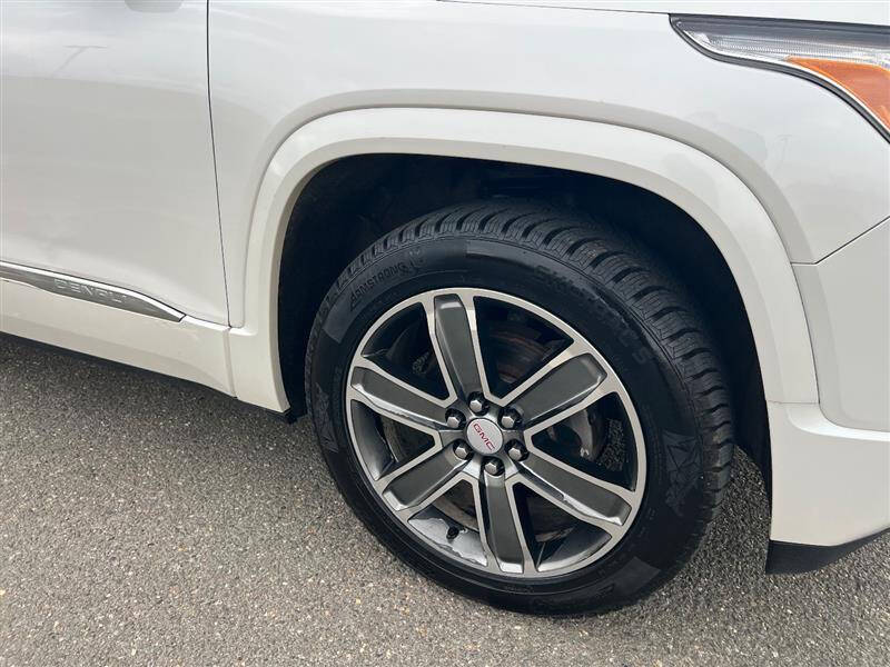 2017 GMC Acadia Denali