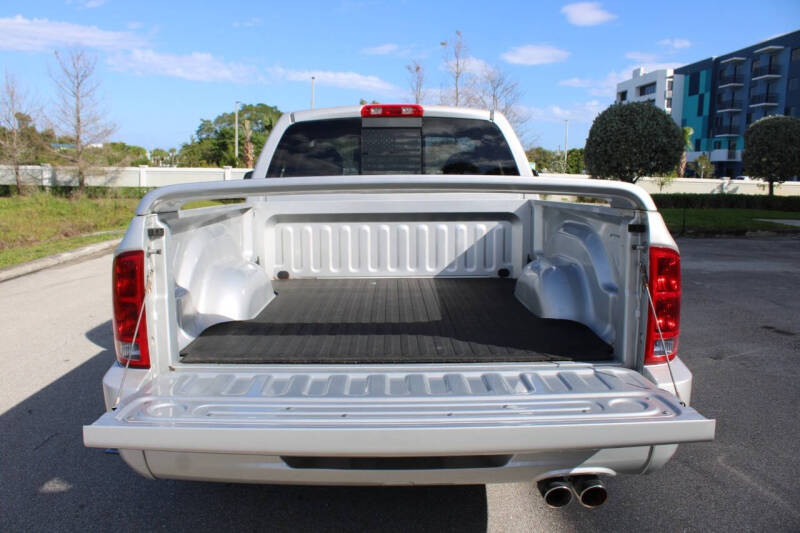 2005 Dodge Ram 1500 SRT-10