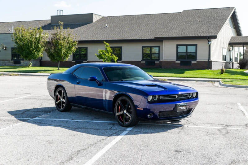 2016 Dodge Challenger SXT